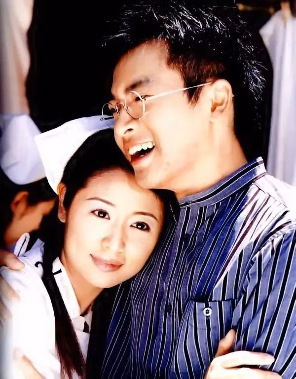 Hoàn Châu Cách Cách, Tân dòng sông ly biệt... mang lại nguồn doanh thu bản quyền lớn cho Quỳnh Dao.