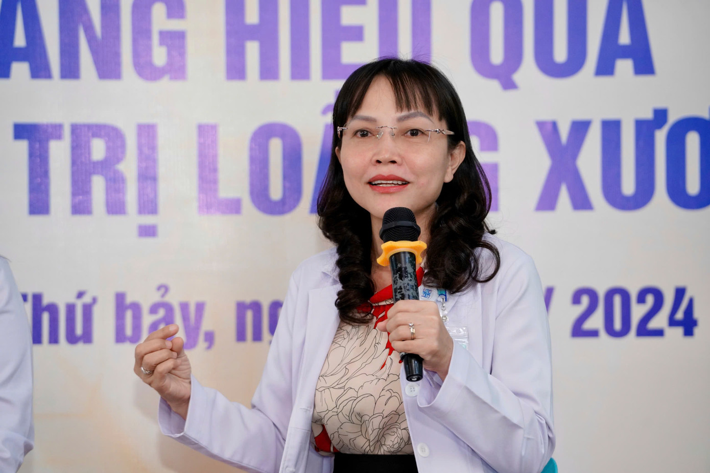 PGS TS BS. Cao Thanh Ngọc, Trưởng khoa Nội Cơ xương khớp chia sẻ kiến thức hữu ích về bệnh loãng xương PGS TS BS. Cao Thanh Ngọc, Trưởng khoa Nội Cơ xương khớp chia sẻ kiến thức hữu ích về bệnh loãng xương