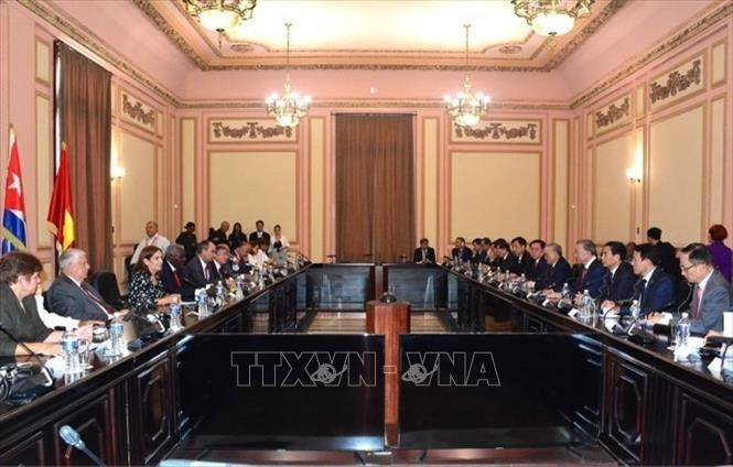 Tổng Bí thư, Chủ tịch nước Tô Lâm hội kiến Chủ tịch Quốc hội Cuba Esteban Lazo Hernández. Ảnh: TTXVN