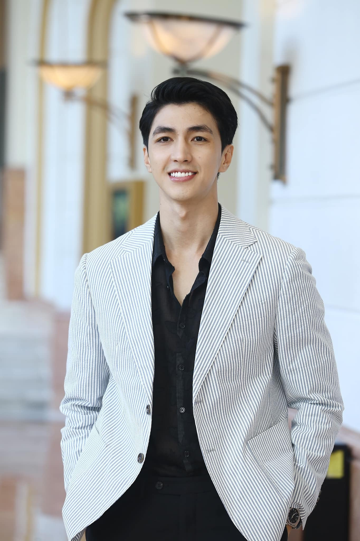 Cái chết của danh xưng hot boy, hot girl Việt bùng nổ một thời ảnh 8