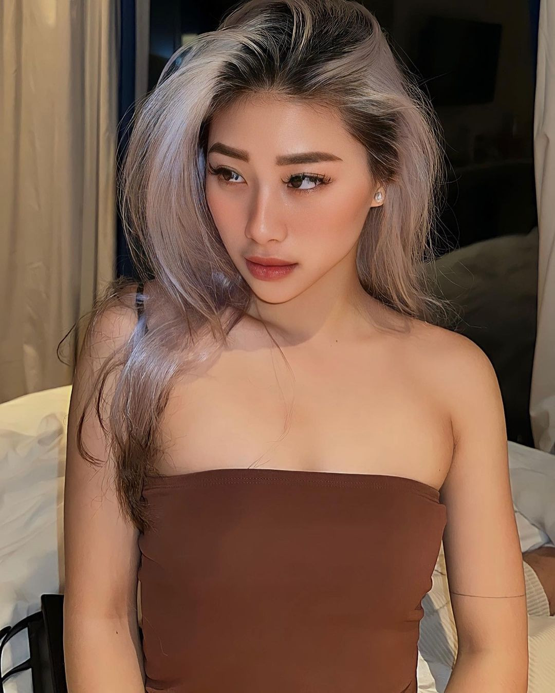 Nhiều người nổi tiếng bị nghi ngờ làm giả biên lai chuyển tiền ủng hộ người dân miền Bắc đang chịu ảnh hưởng thiên tai. Cựu VĐV Phạm Như Phương bị tố khai khống số tiền lớn. Nhiều người nổi tiếng bị nghi ngờ làm giả biên lai chuyển tiền ủng hộ người dân miền Bắc đang chịu ảnh hưởng thiên tai. Cựu VĐV Phạm Như Phương bị tố khai khống số tiền lớn.