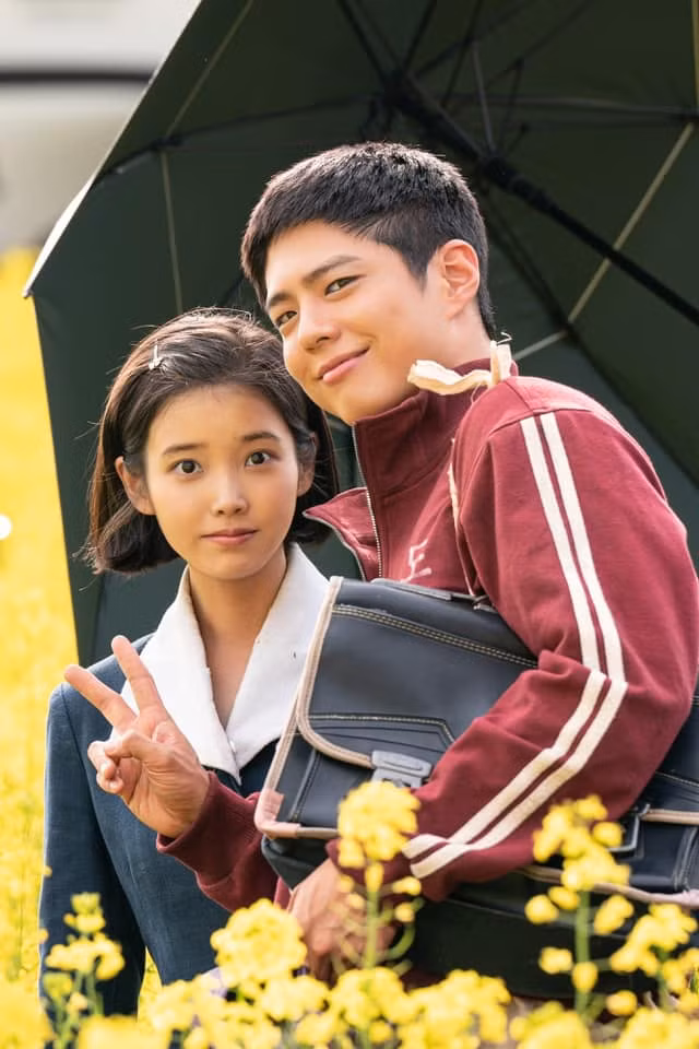 Màn kết hợp ăn ý giữa IU và Park Bo Gum khiến phim "bùng nổ".