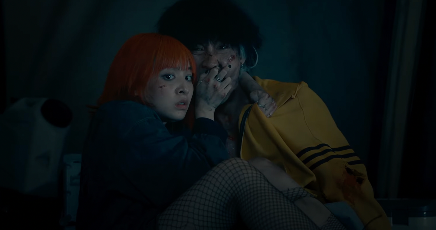 Bối cảnh trong Móng vuốt. Bối cảnh trong Móng vuốt.