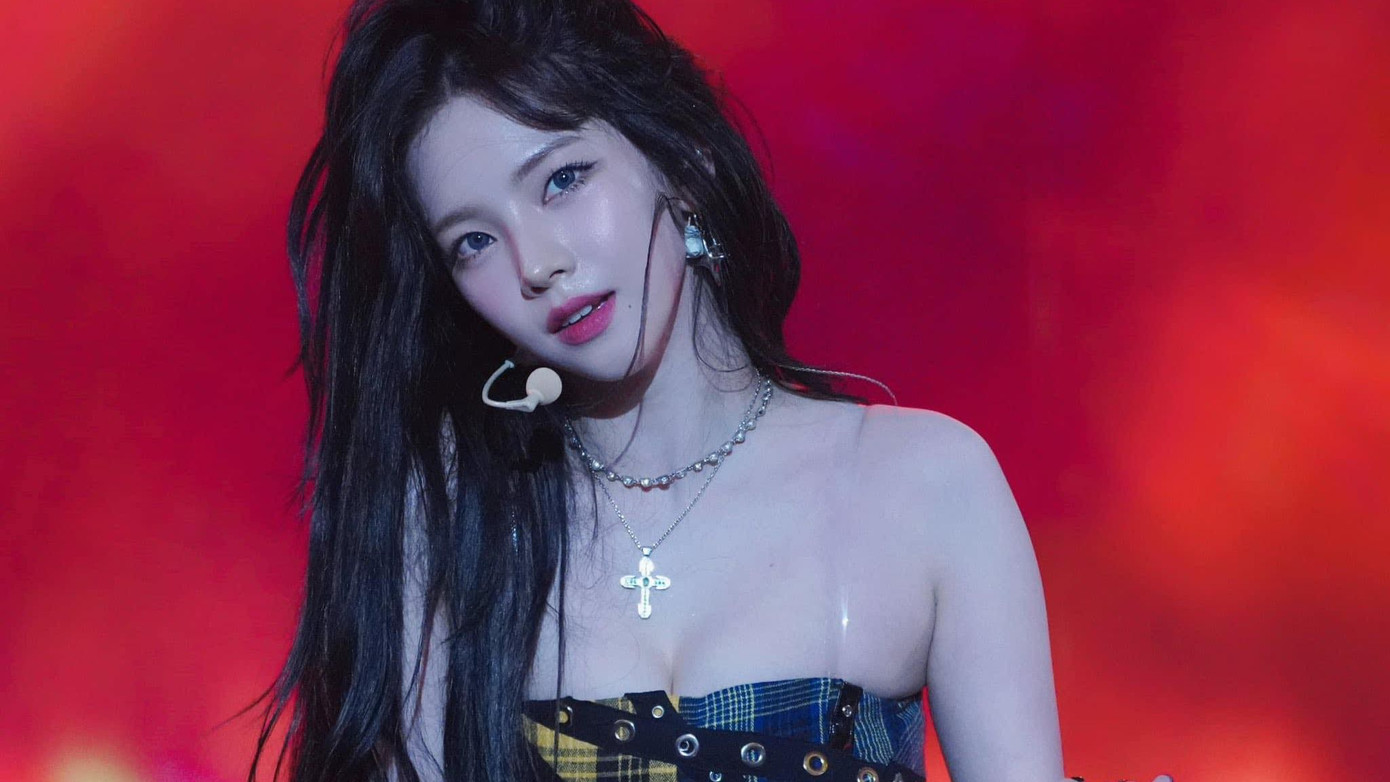 Nữ ca sĩ Karina (aespa) lộ tin hẹn hò với Lee Jae Wook.