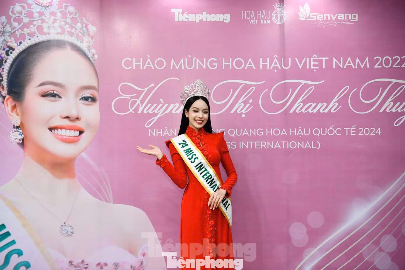 Hoa hậu Thanh Thủy tại trụ sở báo Tiền Phong tại Hà Nội. Ảnh: Trọng Tài.