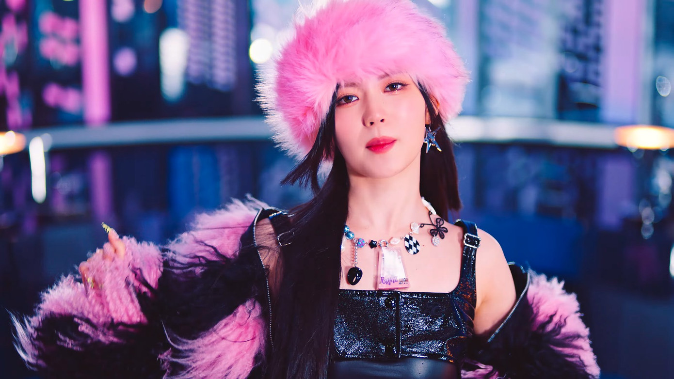 Âm nhạc theo công thức, MV đóng hộp, khoe bối cảnh hoành tráng, quần áo hầm hố, sang chảnh là những thứ thường thấy ở YG. MV ra mắt của BabyMonster hay BlackPink cũng không ngoại lệ. Âm nhạc theo công thức, MV đóng hộp, khoe bối cảnh hoành tráng, quần áo hầm hố, sang chảnh là những thứ thường thấy ở YG. MV ra mắt của BabyMonster hay BlackPink cũng không ngoại lệ.