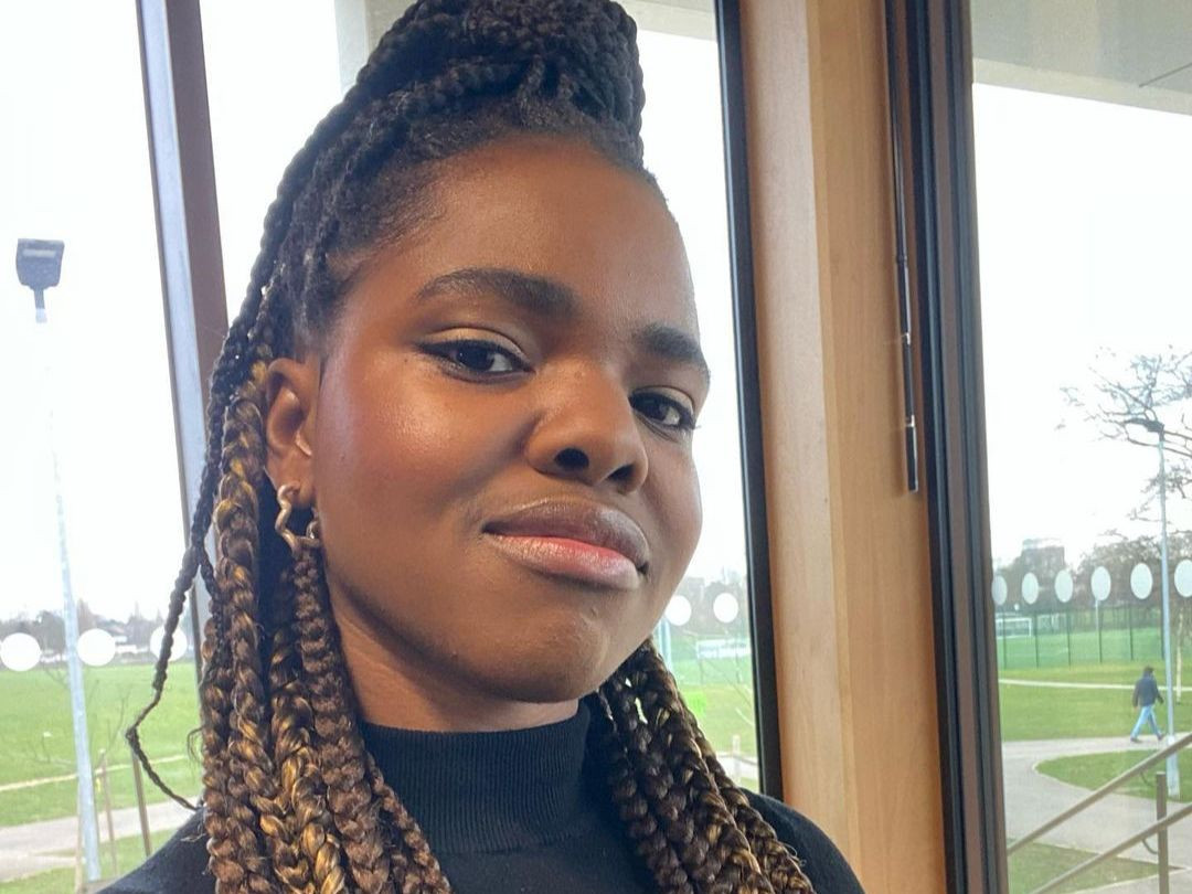 Nữ diễn viên Francesca Amewudah-Rivers đóng vai nàng Juliet trong vở nhạc kịch của đạo diễn Jamie Lloyd.