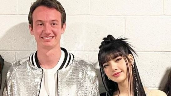 Tin hẹn hò bủa vây các thành viên BlackPink năm 2023. Tin hẹn hò bủa vây các thành viên BlackPink năm 2023.