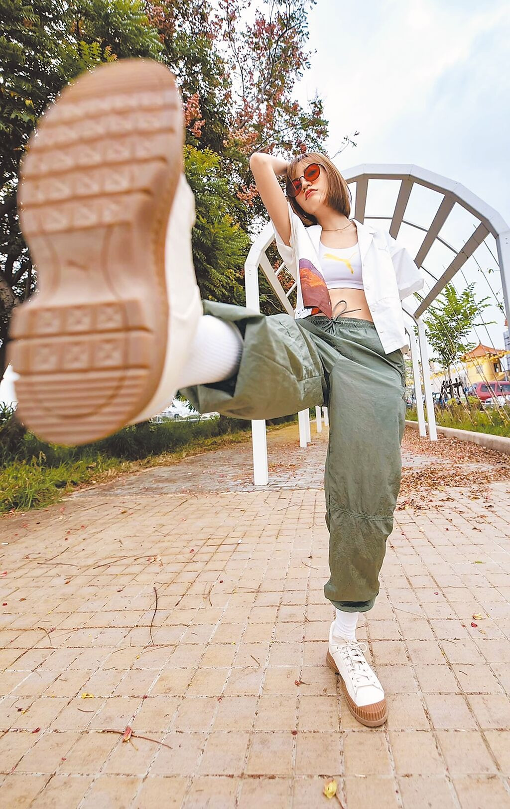 Mẹ và con gái qua ống kính của Tiêu Ân Tuấn. Mẹ và con gái qua ống kính của Tiêu Ân Tuấn.