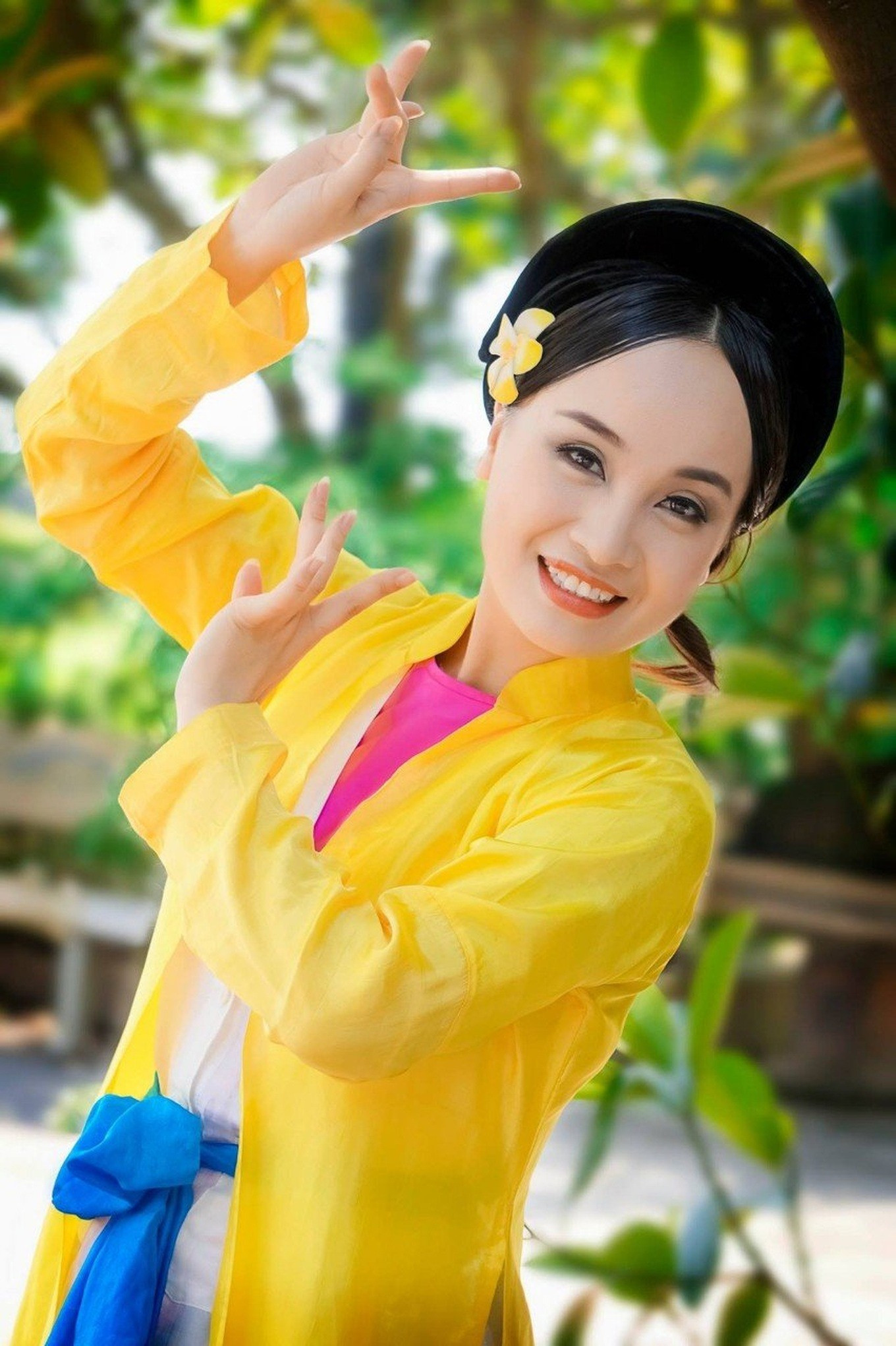 NSƯT Thu Huyền sinh năm 1975, hiện là Giám đốc Nhà hát Chèo Hà Nội.