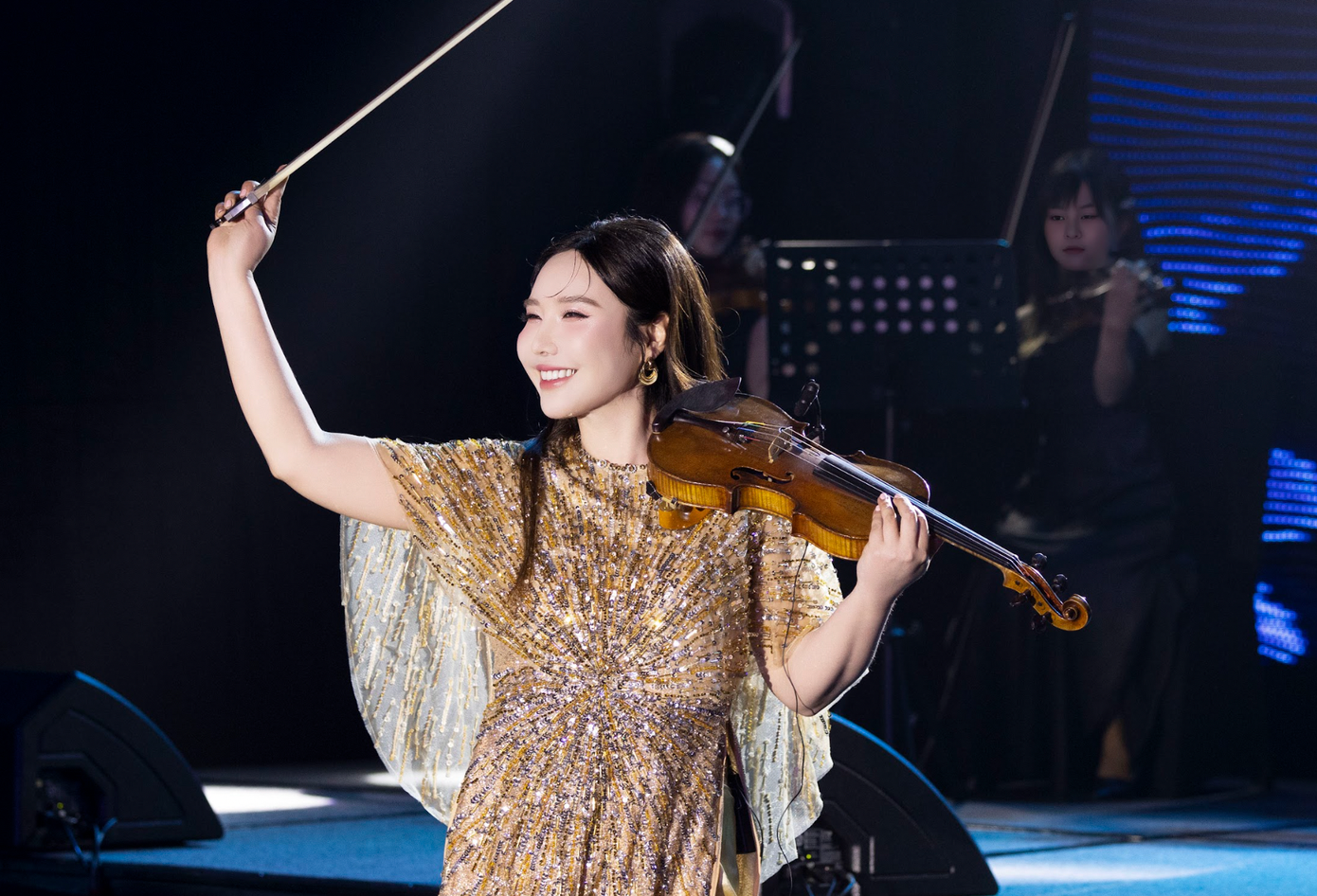 Jmi Ko trong showcase cá nhân tại Việt Nam. Jmi Ko trong showcase cá nhân tại Việt Nam.