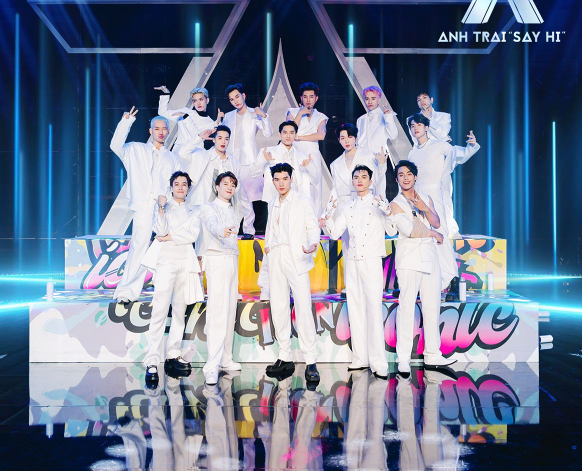 Hai màn trình diễn có trong tập đầu show Anh trai say hi dài 3h30 phút. Hai màn trình diễn có trong tập đầu show Anh trai say hi dài 3h30 phút.