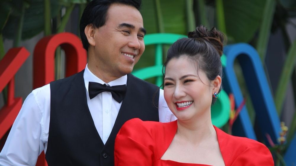 Quyền Linh và Ngọc Lan là ông tơ - bà mối show hẹn hò nổi tiếng.