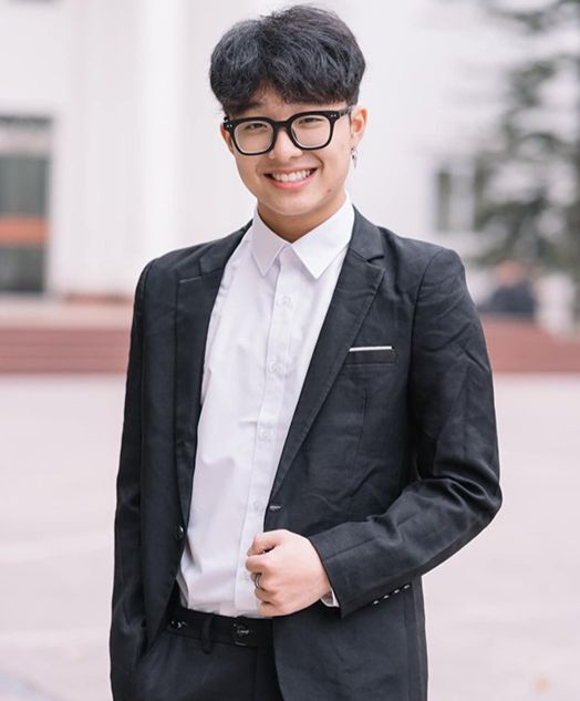 Võ Hoài Vũ (trái) - con trai Võ Hoài Nam, Gia Bảo - con trai NSND Công Lý và MC Thảo Vân, đều đang có phim đang lên sóng VTV.