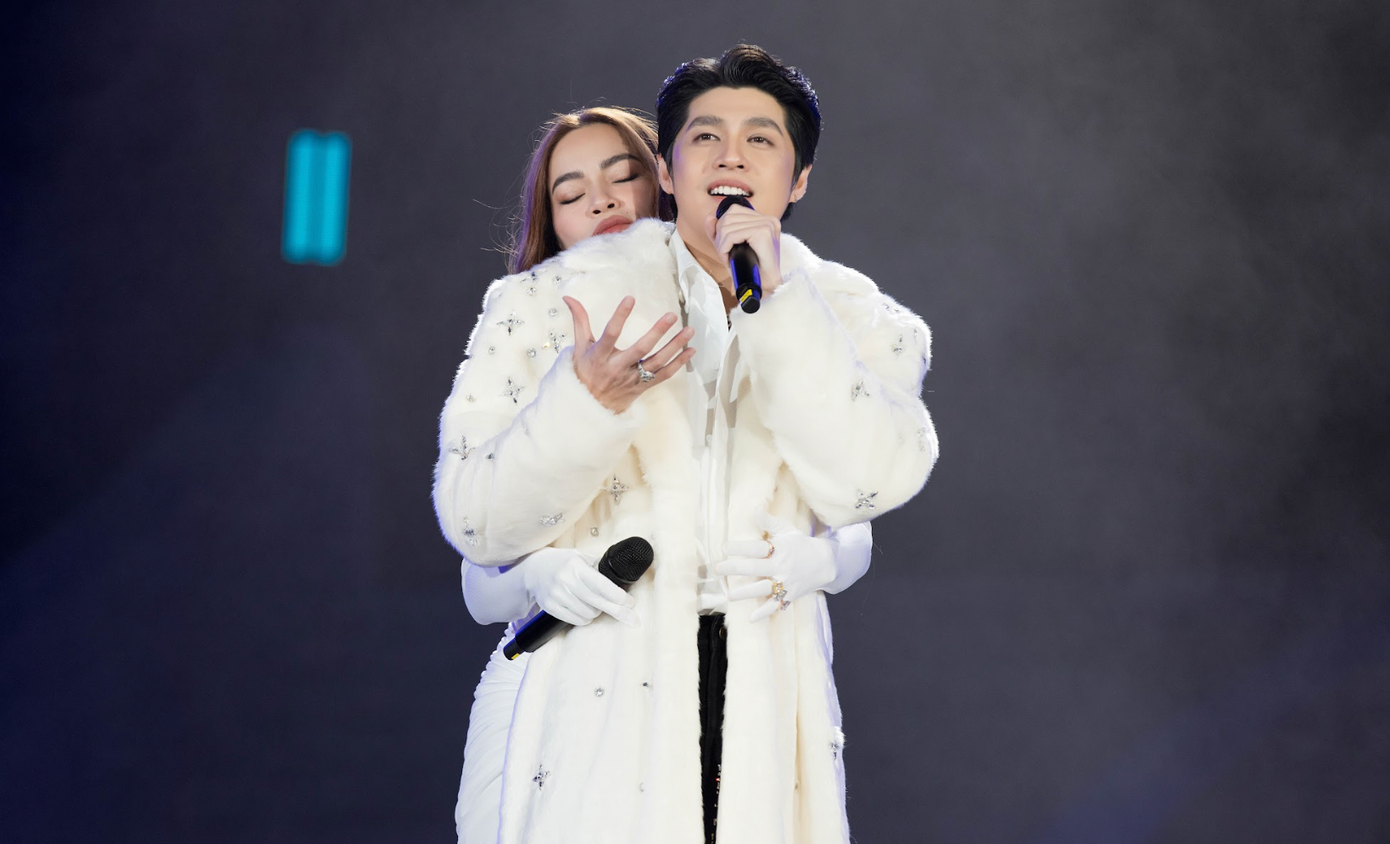 Hồ Ngọc Hà và Noo Phước Thịnh gây bất ngờ khi diễn hai ca khúc hit show Anh trai say hi là Tình đầu quá chén - Catch me if you can.