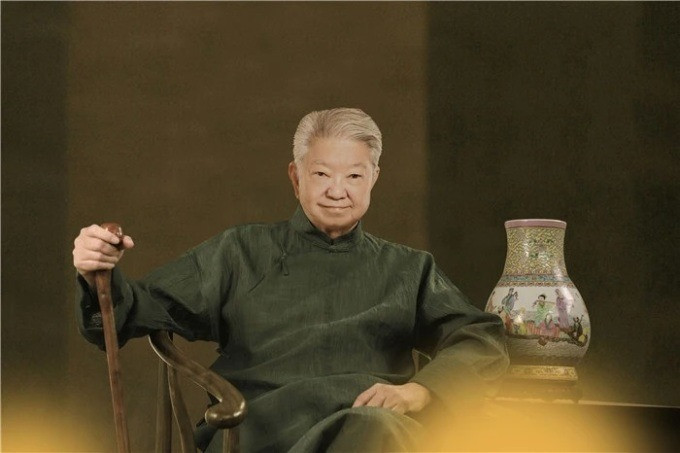 Nhà văn Thái Lan - một trong Tứ đại tài tử Hong Kong (Trung Quốc).