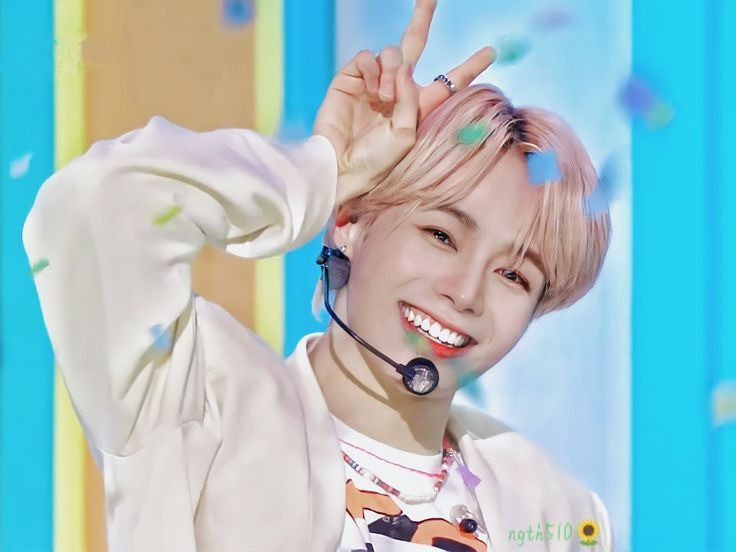 Hanbin (Ngô Ngọc Hưng) sinh năm 1998, nhóm Tempest.