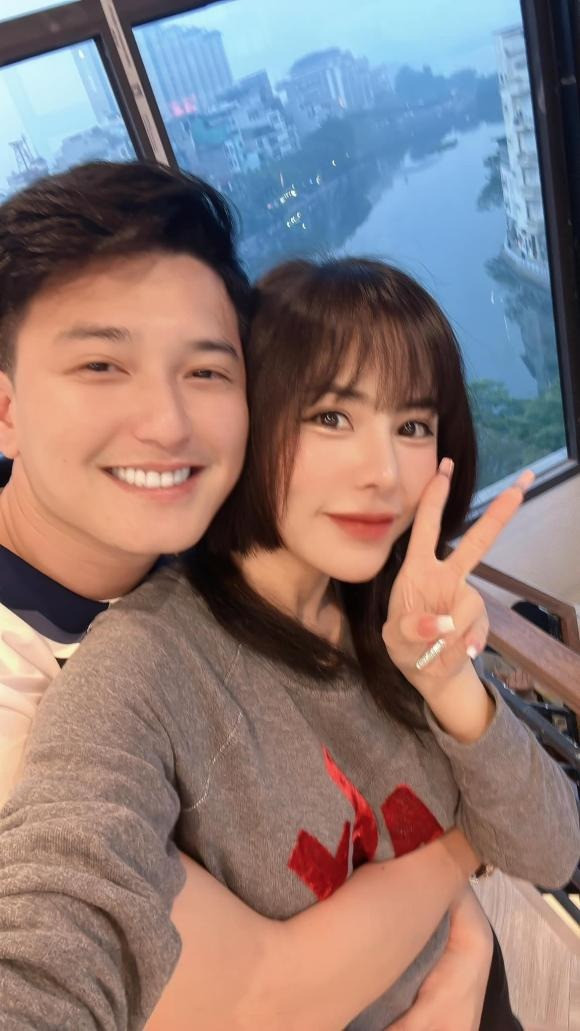 Bạch Lan Phương chịu nhiều lời gièm pha khi yêu Huỳnh Anh. Ảnh: FBNV.