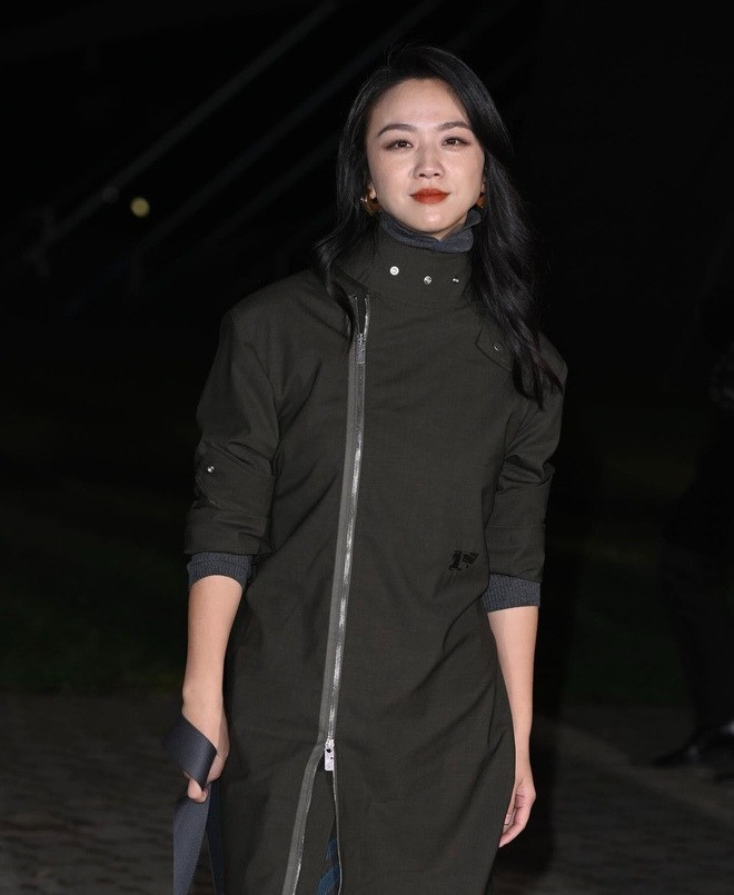 Ngôi sao Trung Quốc Thang Duy khoe sắc trong tuần lễ thời trang London. Ảnh: Getty. Ngôi sao Trung Quốc Thang Duy khoe sắc trong tuần lễ thời trang London. Ảnh: Getty.