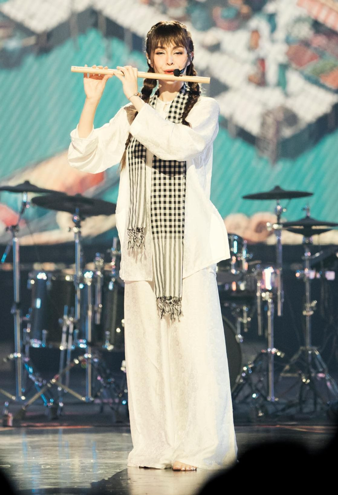 MLee thể hiện được nhiều kỹ năng trong các tập công diễn. MLee thể hiện được nhiều kỹ năng trong các tập công diễn.