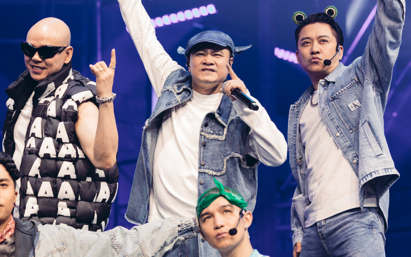 Sân khấu của Nhà Tinh Hoa.