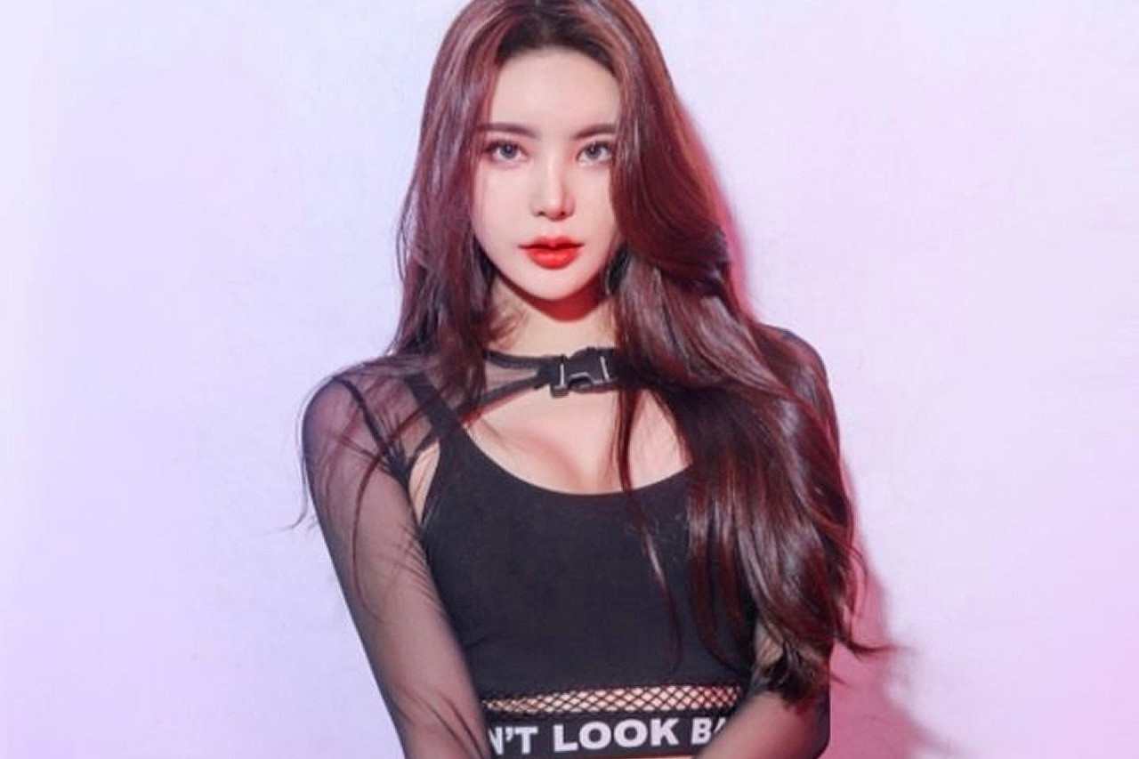 DJ Yesong bị kết án 8 năm tù vì gây ra tai nạn chết người khi lái xe trong tình trạng say rượu.