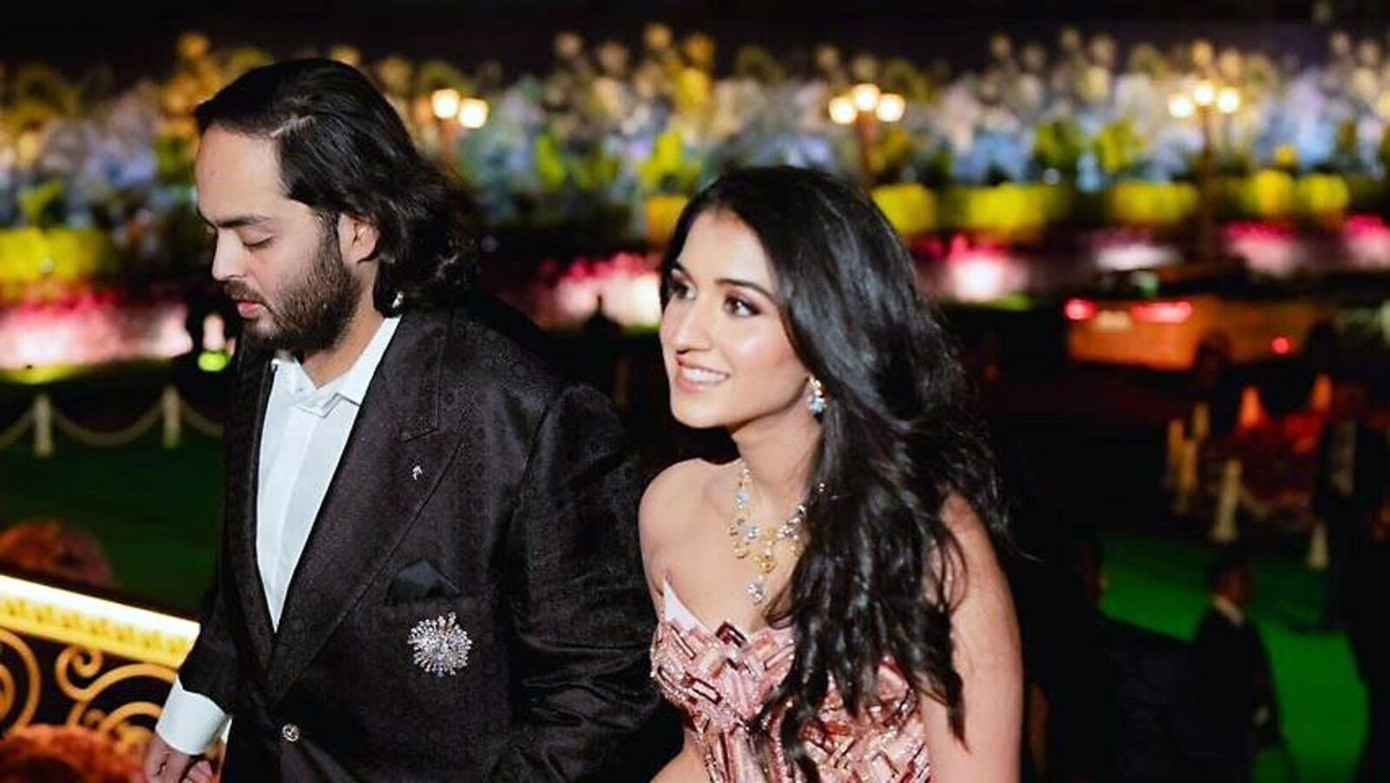 Tiệc trước đám cưới lần đầu được Anant Ambani và Radhika Merchant tổ chức hồi tháng 3. Tiệc trước đám cưới lần đầu được Anant Ambani và Radhika Merchant tổ chức hồi tháng 3.