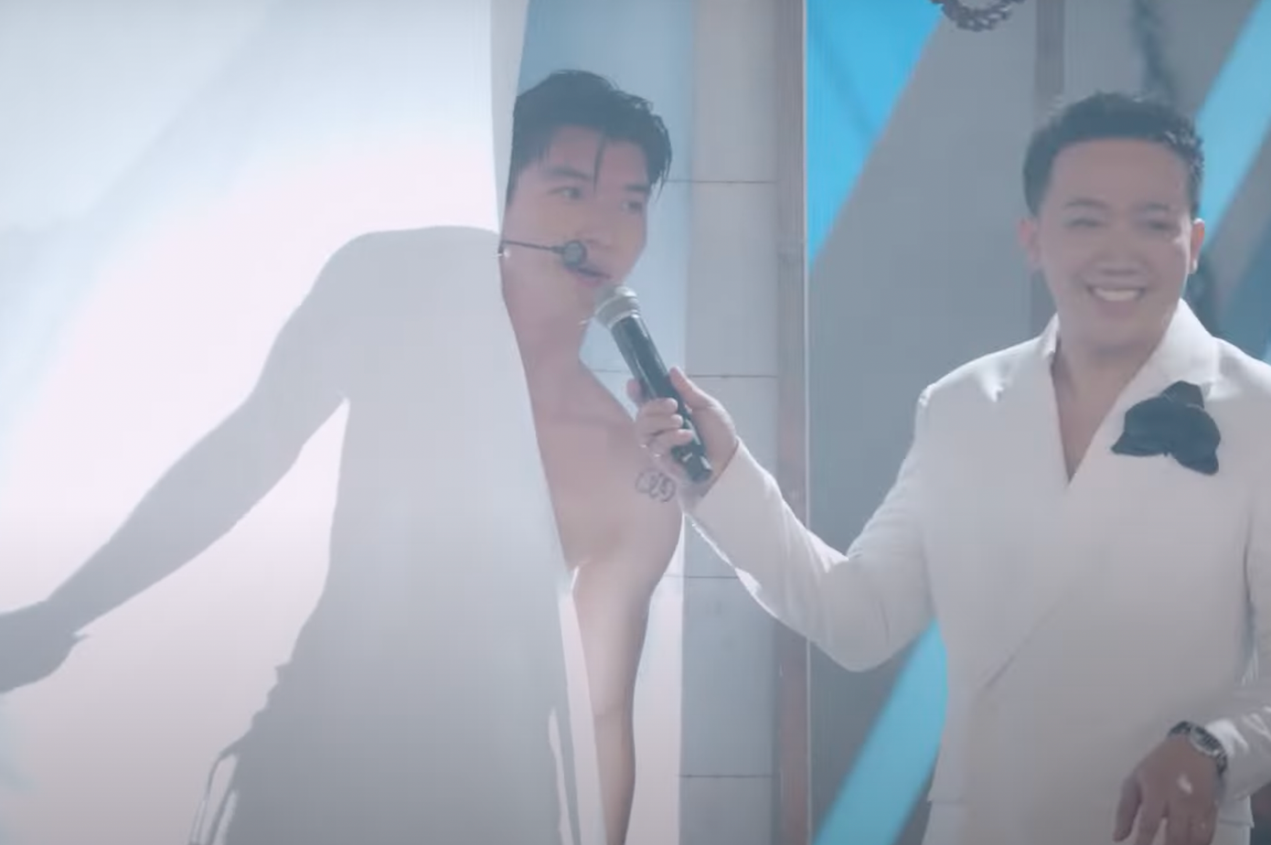 Hieuthuhai tiếp tục là tâm điểm trong tập 4 Anh trai say hi. Hieuthuhai tiếp tục là tâm điểm trong tập 4 Anh trai say hi.