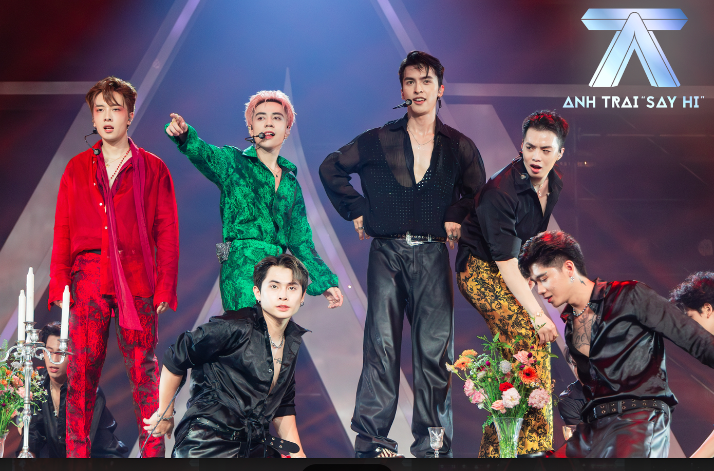 Tập 4 có bốn sân khấu từ đội Hieuthuhai, Negav, Song Luân, Isaac. Tập 4 có bốn sân khấu từ đội Hieuthuhai, Negav, Song Luân, Isaac.