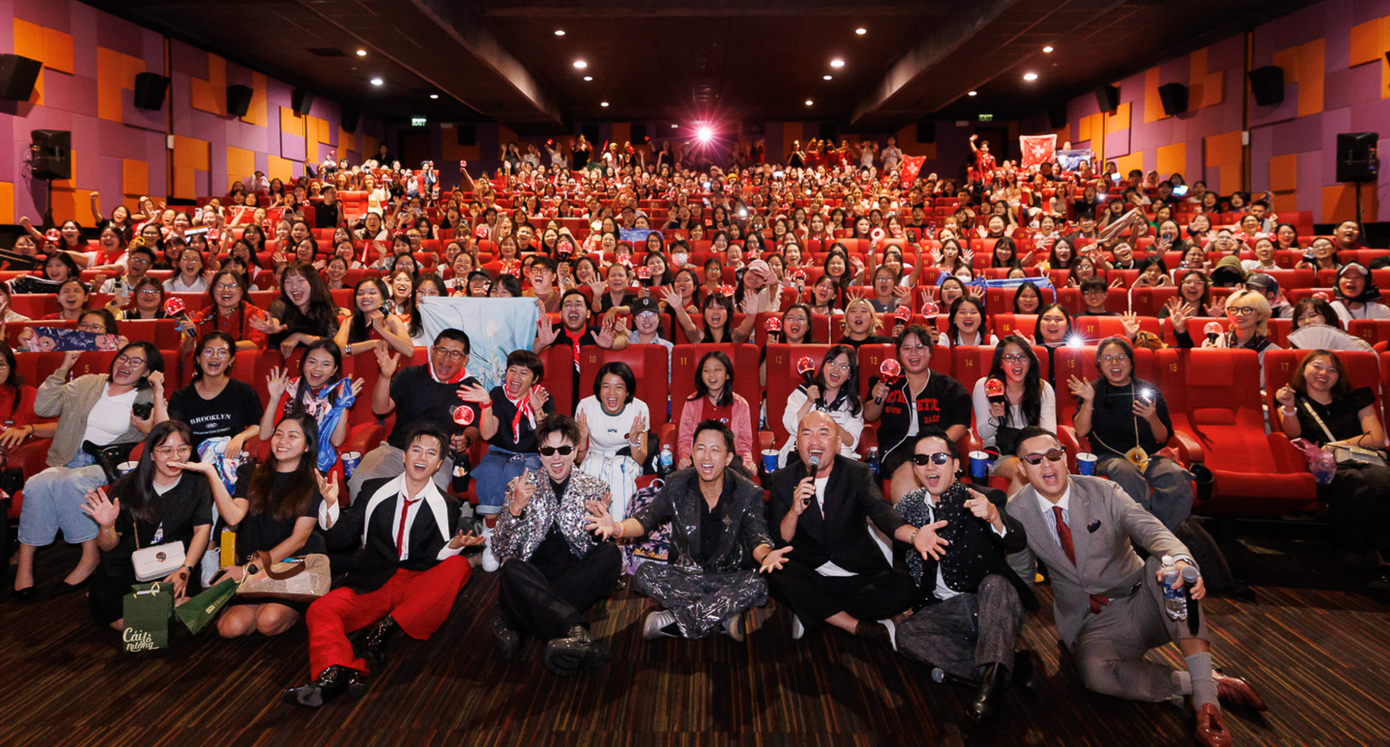 Phim tài liệu Mưa lửa dài hơn 2 tiếng, doanh thu 4,8 tỷ đồng ngày đầu mở bán.