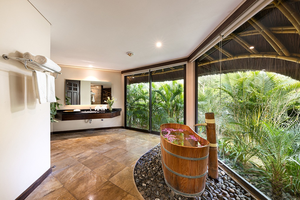 Sát ngày nghỉ lễ, phòng ốc và dịch vụ không còn nhiều lựa chọn tốt cho du khách (Ảnh: Serena Resort Kim Boi).