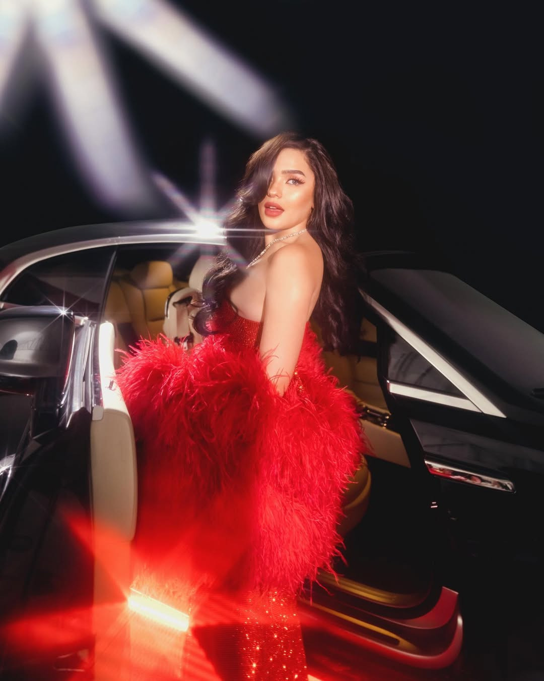 Các danh sách của TC Candler bao gồm đại diện từ nhiều quốc gia và khu vực khác nhau, nhằm tôn vinh vẻ đẹp đa dạng trên thế giới. Danh sách của TC Candler có nhiều nghệ sĩ nổi tiếng, đặc biệt là từ Hàn Quốc, Nhật Bản, và các quốc gia Đông Nam Á, thường có mặt trong bảng xếp hạng này. Mặc dù nhận được sự quan tâm lớn, danh sách của TC Candler cũng thường gây tranh cãi về tiêu chí đánh giá và thứ hạng. Nhiều người cho rằng kết quả có thể bị ảnh hưởng bởi lượng người hâm mộ của ứng viên hơn là đánh giá khách quan.