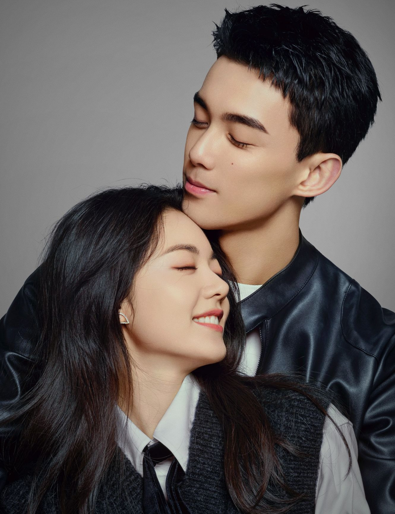 Ngô Lỗi và Triệu Kim Mạch.