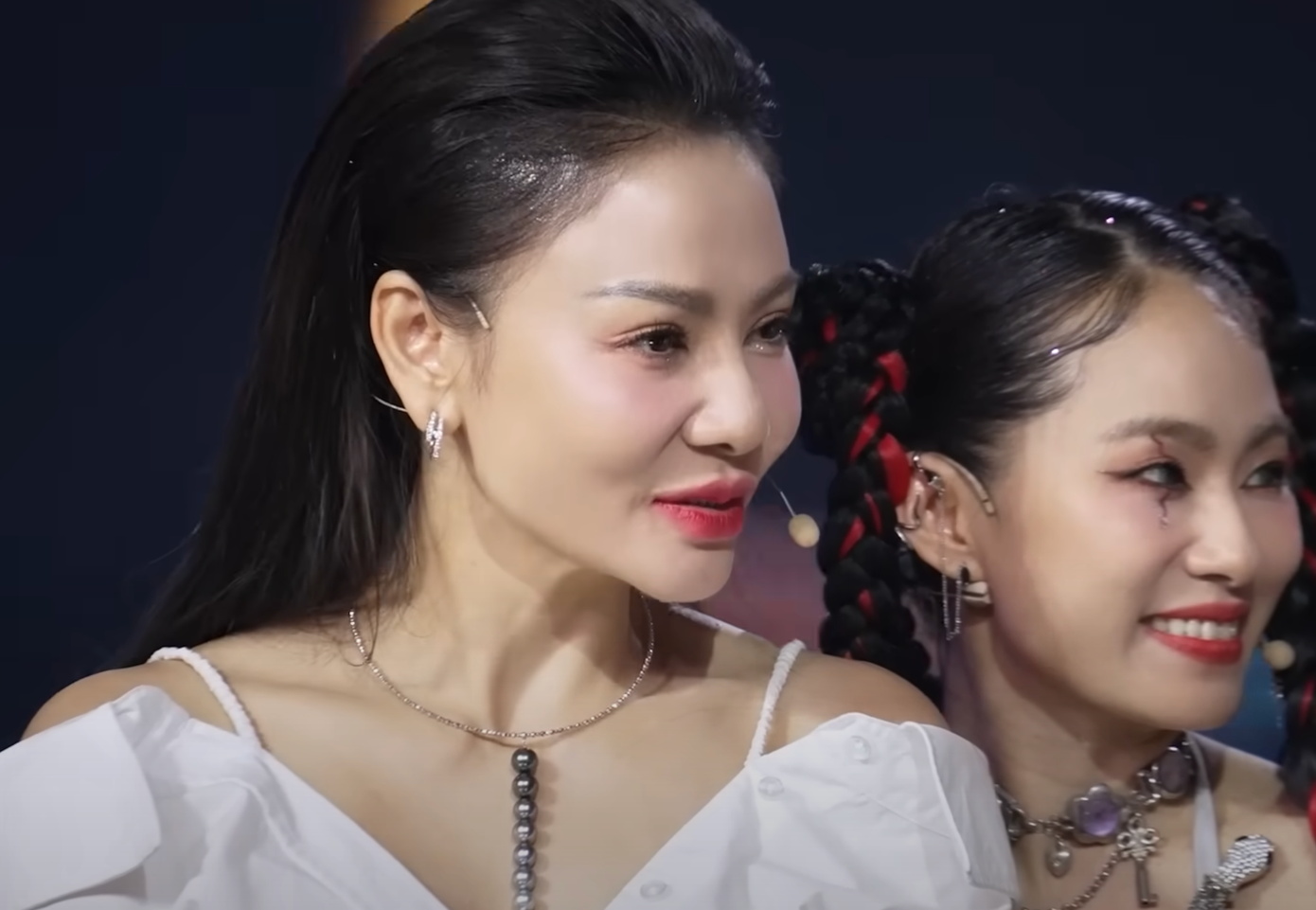 Thanh Lam và Thu Minh đối đầu. Thanh Lam và Thu Minh đối đầu.