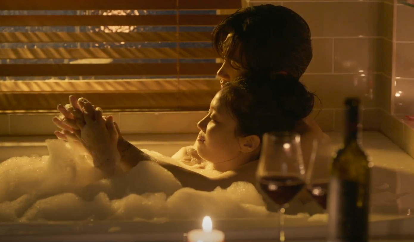 Park Hyung Sik có nhiều cảnh nóng trong tập 1. Park Hyung Sik có nhiều cảnh nóng trong tập 1.