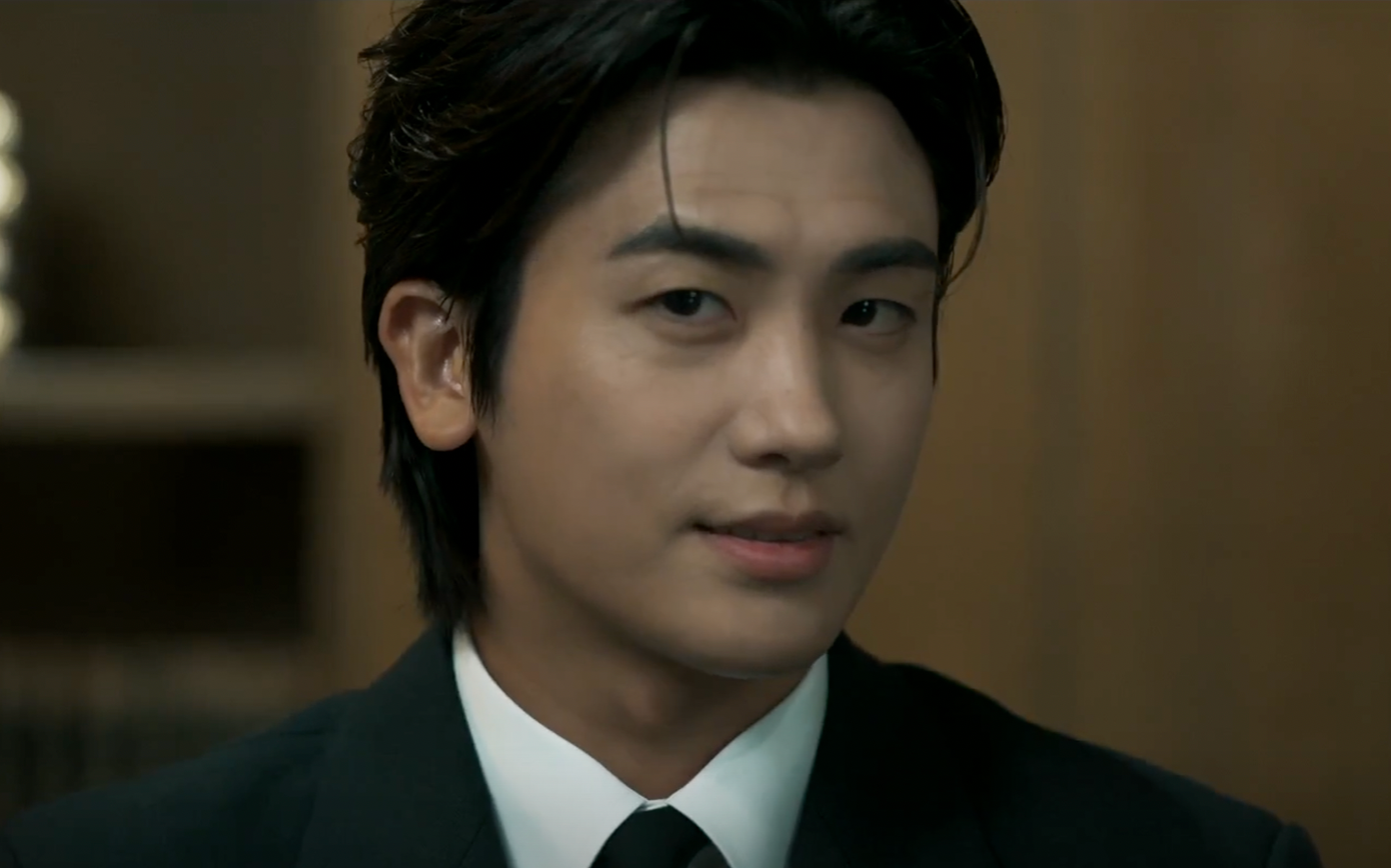 Park Hyung Sik có nhiều cảnh nóng trong tập 1. Park Hyung Sik có nhiều cảnh nóng trong tập 1.