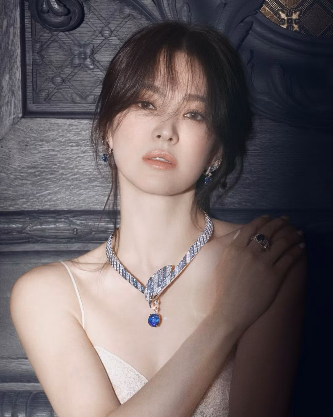 Hào quang của Song Hye Kyo vẫn rực rỡ ở tuổi 42.