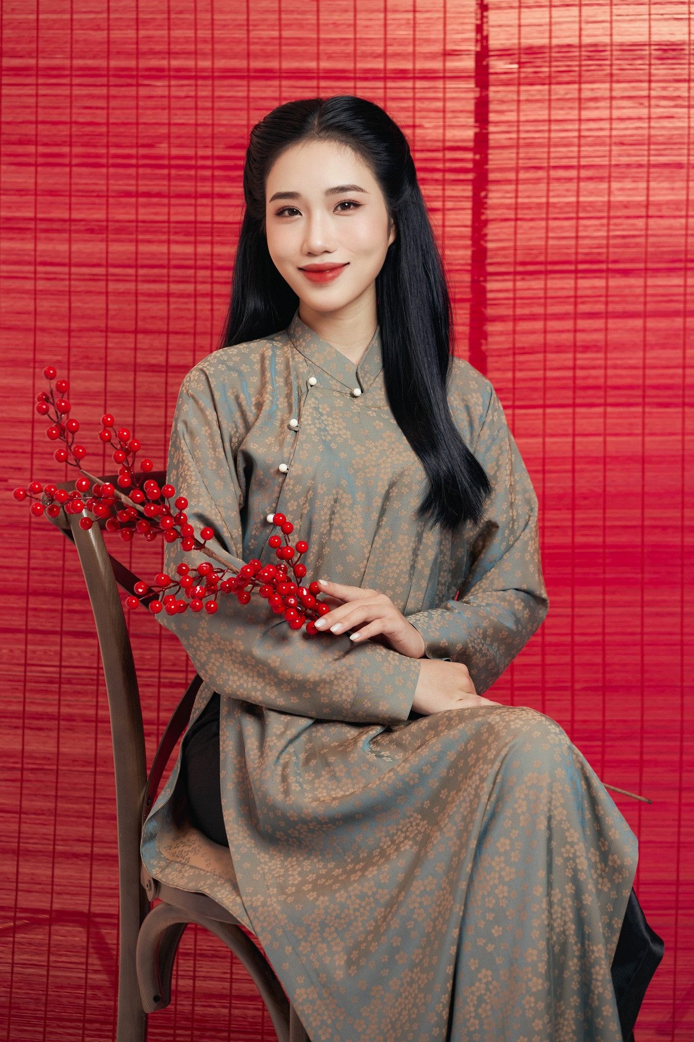 Tham gia diễn xuất cùng những nghệ sĩ kỳ cựu, Diệu Thúy học hỏi được nhiều kinh nghiệm từ tiền bối.