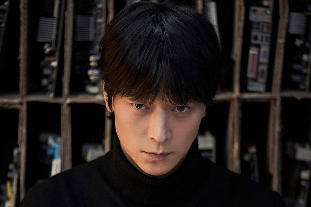 Kang Dong Won trong The Plot nhận lời chê bai diễn xuất tệ hại. Kang Dong Won trong The Plot nhận lời chê bai diễn xuất tệ hại.