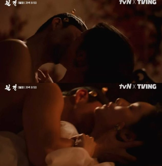 Cảnh nóng táo bạo trong những phút mở màn phim The queen who crowns. Cảnh nóng táo bạo trong những phút mở màn phim The queen who crowns.