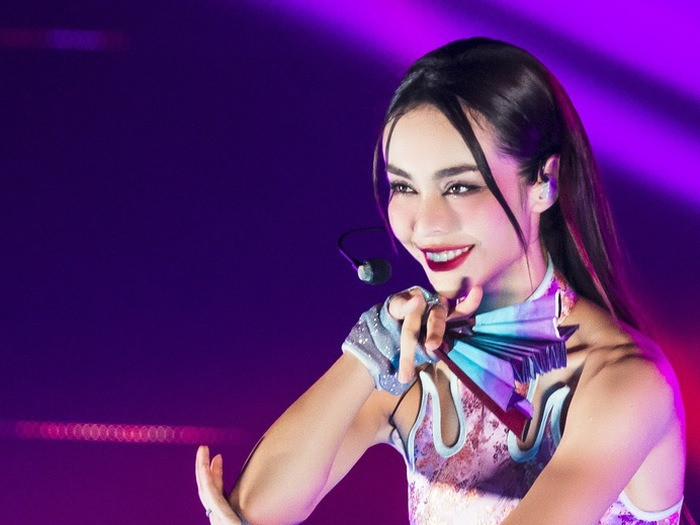 MLee đối diện với quãng thời gian khó khăn khi bị chê ở show Chị đẹp.