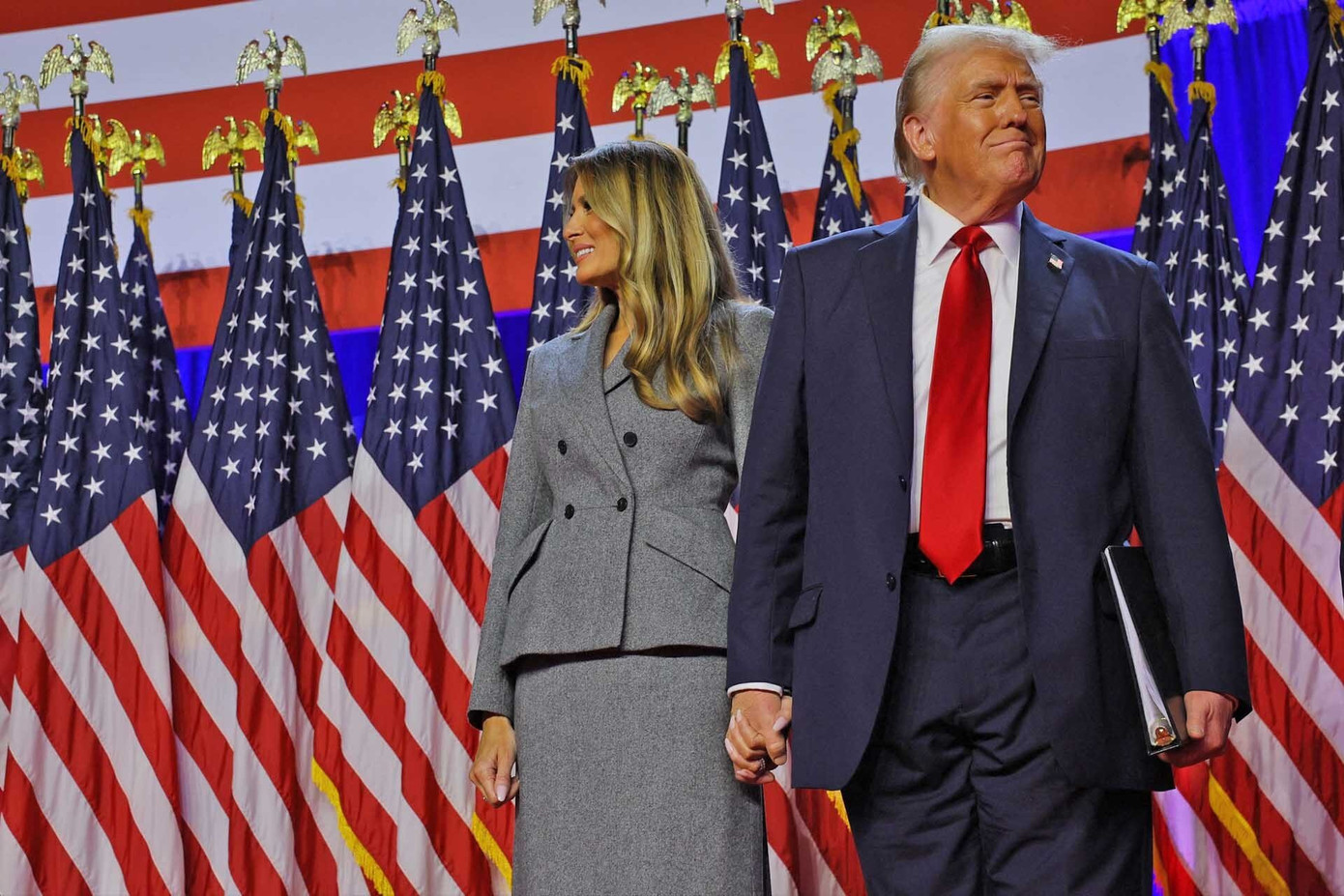 Trang phục của tân đệ nhất phu nhân Melania Trump khi ăn mừng chiến thắng của chồng. Ảnh: Getty, Just Jared, Reuters. Trang phục của tân đệ nhất phu nhân Melania Trump khi ăn mừng chiến thắng của chồng. Ảnh: Getty, Just Jared, Reuters.