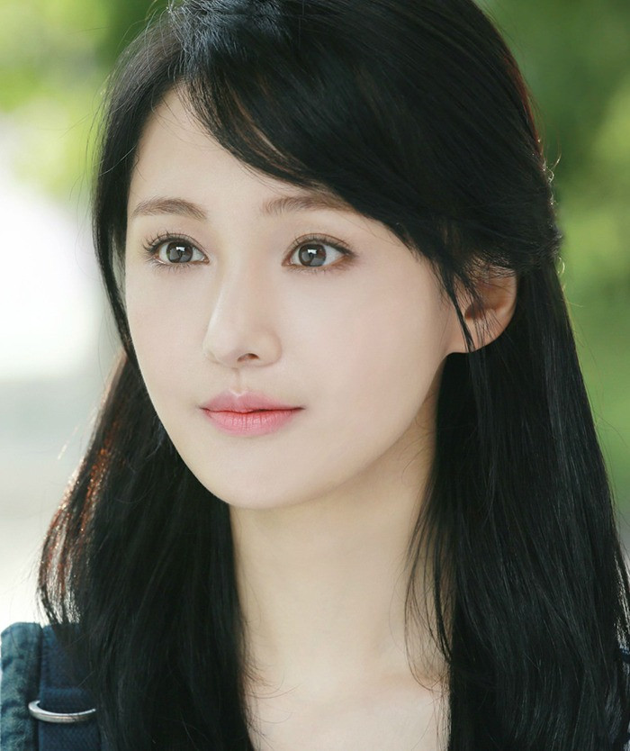 Trịnh Sảng sụp đổ sự nghiệp sao hạng A sau khi bị đuổi khỏi showbiz Trung.