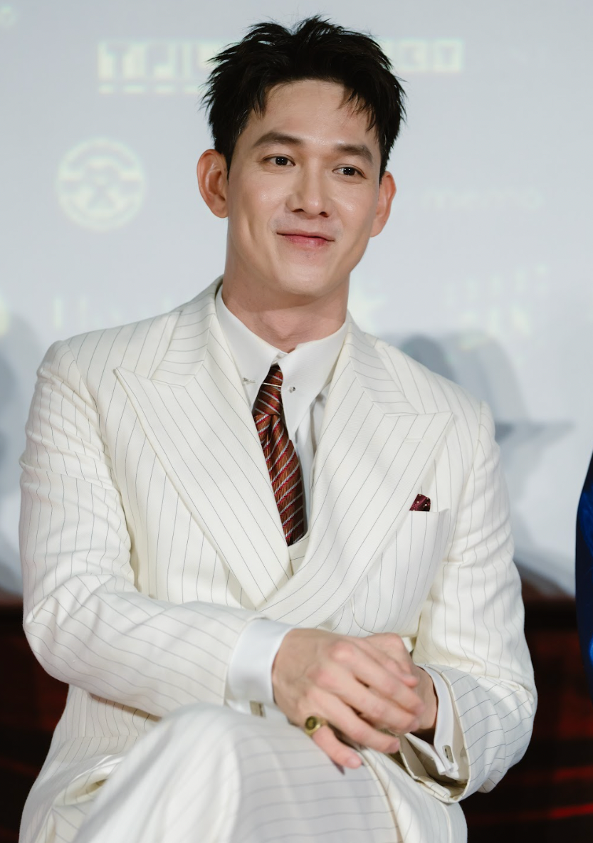 Song Luân phủ nhận chuyện giành vai công tử Bạc Liêu như lời đồn. Song Luân phủ nhận chuyện giành vai công tử Bạc Liêu như lời đồn.