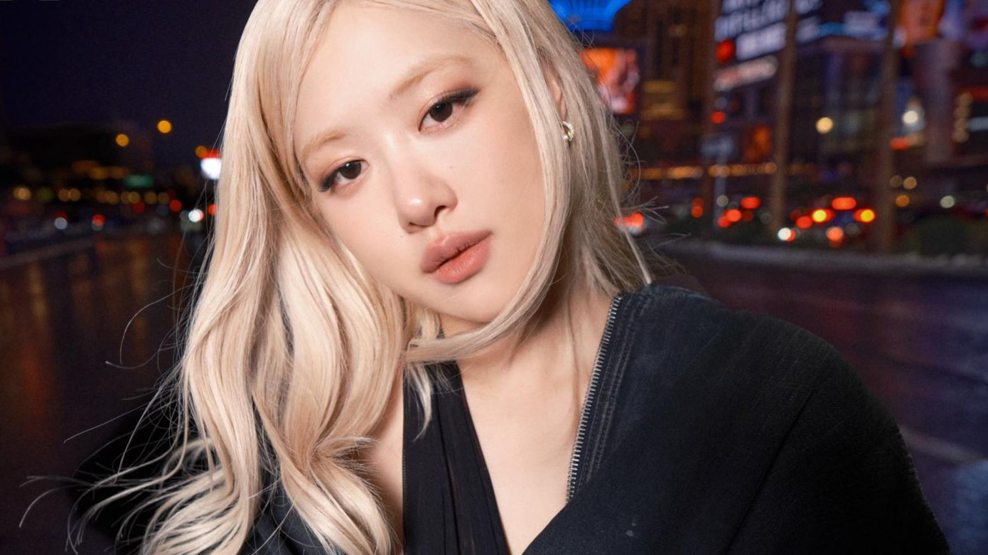 Rosé tung MV Messy tối 8/5. Rosé tung MV Messy tối 8/5.