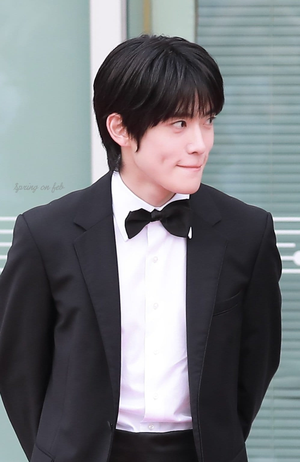 Thành viên Jaehyun nhóm nhạc NCT 127 đánh lẻ dự sự kiện. Nam ca sĩ sinh năm 1997 xuất hiện với tư cách diễn viên.