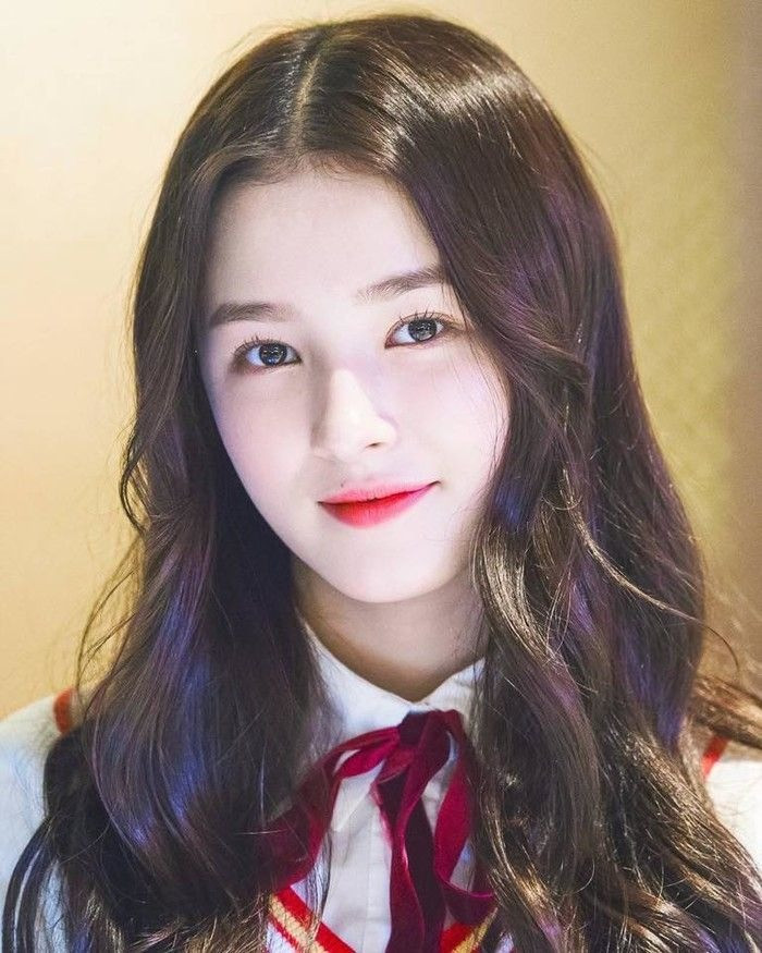 Năm 2017, Nancy gây "sốt" khi xuất hiện ở phố đi bộ Hà Nội và được cư dân mạng gọi là "hot girl phố đi bộ". Cuối tháng 12/2022, Nancy và Momoland quay lại Việt Nam biểu diễn tại quảng trường Đông kinh Nghĩa thục. Nữ ca sĩ nói cô thích ẩm thực Việt, đặc biệt là món bún chả. Năm 2017, Nancy gây "sốt" khi xuất hiện ở phố đi bộ Hà Nội và được cư dân mạng gọi là "hot girl phố đi bộ". Cuối tháng 12/2022, Nancy và Momoland quay lại Việt Nam biểu diễn tại quảng trường Đông kinh Nghĩa thục. Nữ ca sĩ nói cô thích ẩm thực Việt, đặc biệt là món bún chả.