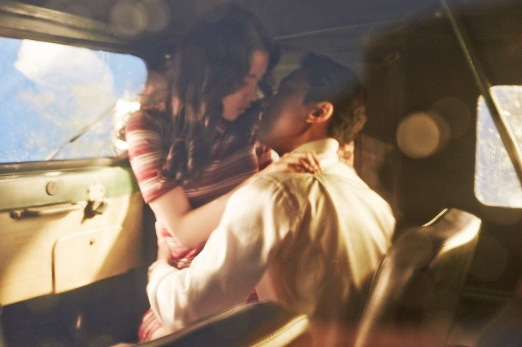 Cảnh nóng của Song Seung Hun và bạn diễn kém 14 tuổi Lim Ji Yeon. Cảnh nóng của Song Seung Hun và bạn diễn kém 14 tuổi Lim Ji Yeon.