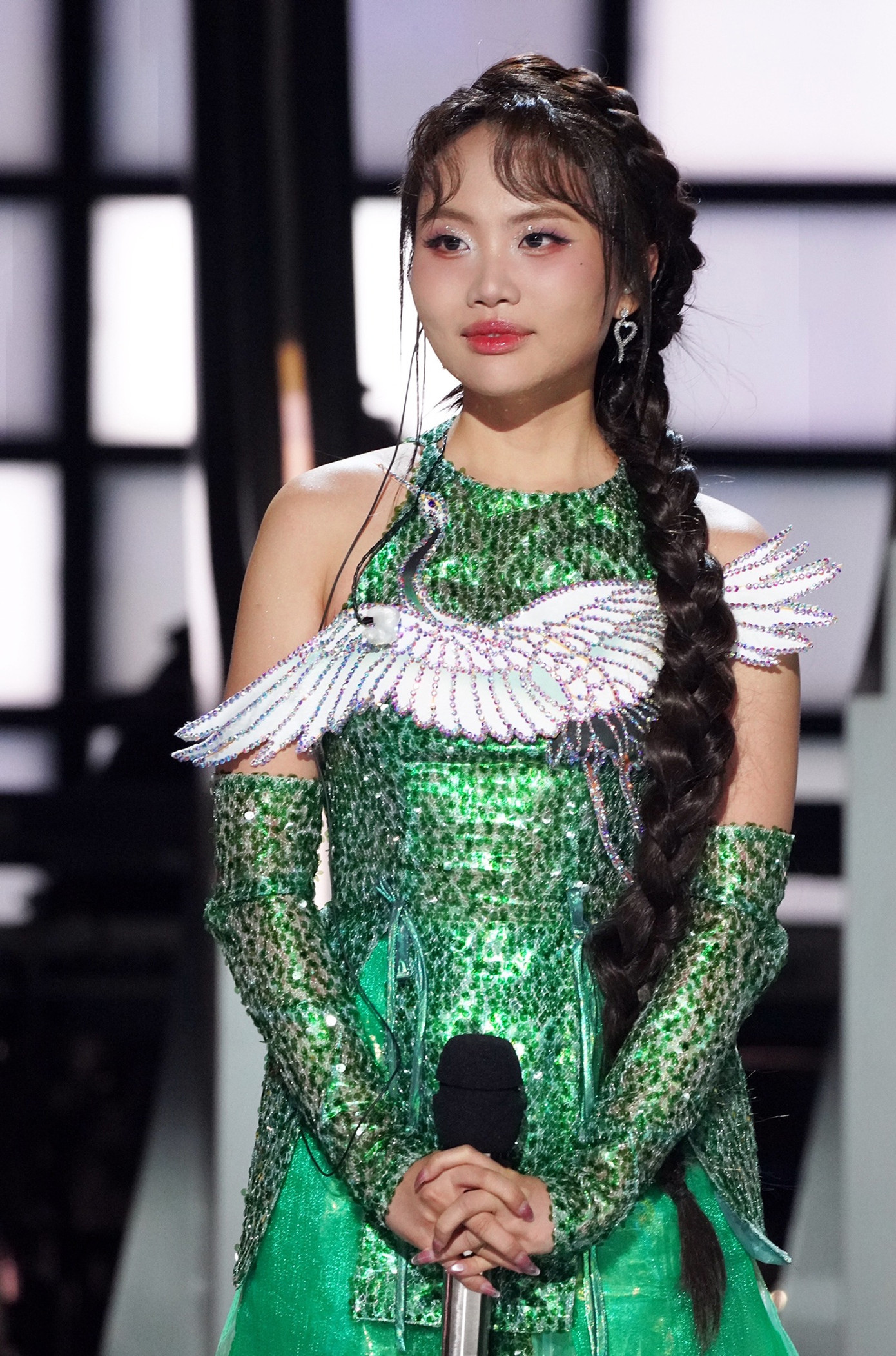 Phương Mỹ Chi đưa văn hóa lên trang phục trình diễn trong những phần thi ở Trung Quốc. Ảnh: iQIYI. Phương Mỹ Chi đưa văn hóa lên trang phục trình diễn trong những phần thi ở Trung Quốc. Ảnh: iQIYI.