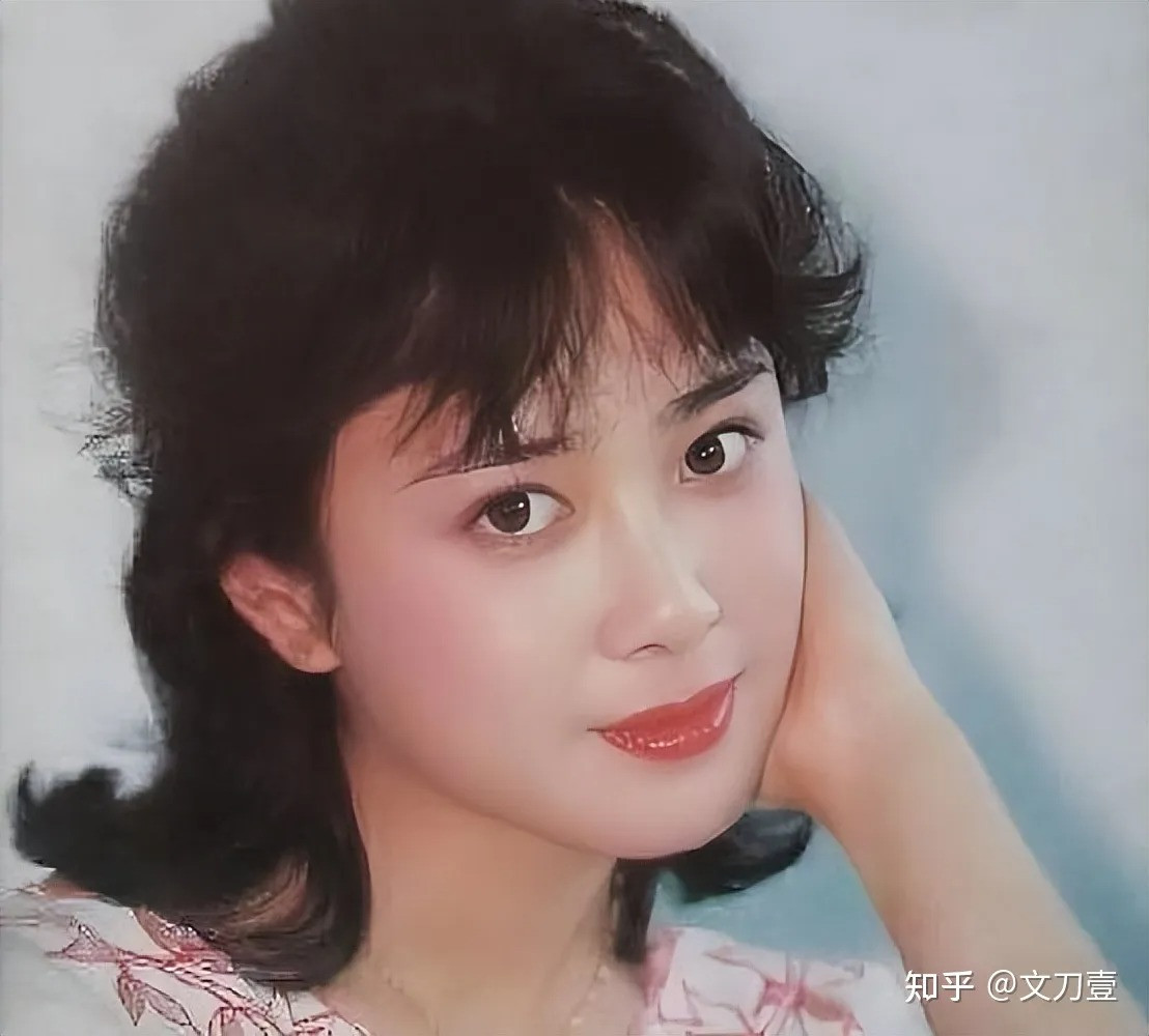 Phó Nghệ Vỹ nổi tiếng nhờ vai Đát Kỷ trong Phong thần bảng. Ảnh: Sina.